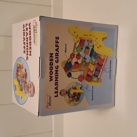 Toy - Picture 4 of 5